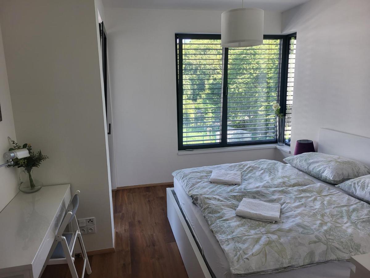 New Apartment In Karlin, Praha 8, Close To Center エクステリア 写真