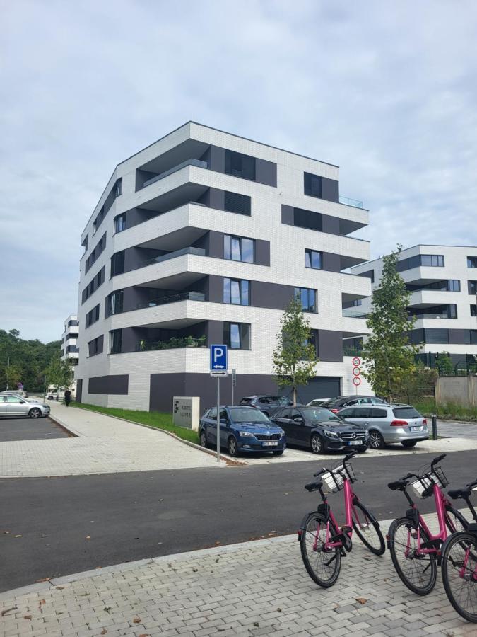 New Apartment In Karlin, Praha 8, Close To Center エクステリア 写真